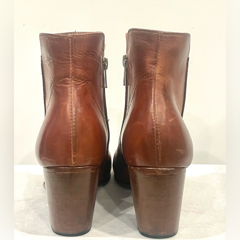 Diva Shoes Firenze Italian Cognac Leather Ankle Boots, zip, 40, EUC - Picture 6 of 16